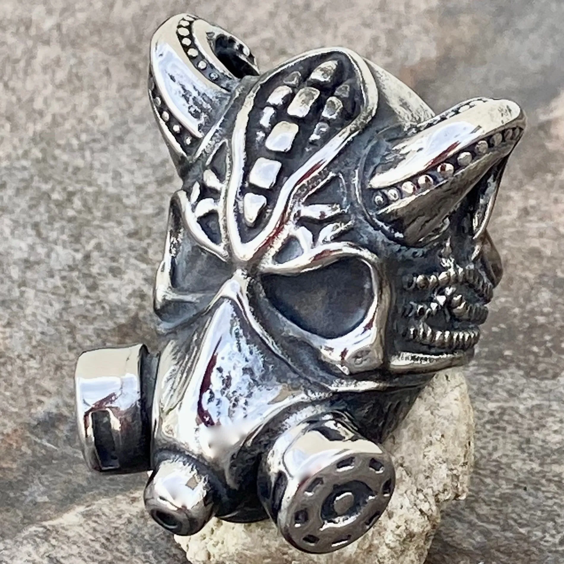 Gas Mask W/Horns - Silver - SLC58 CLEARANCE