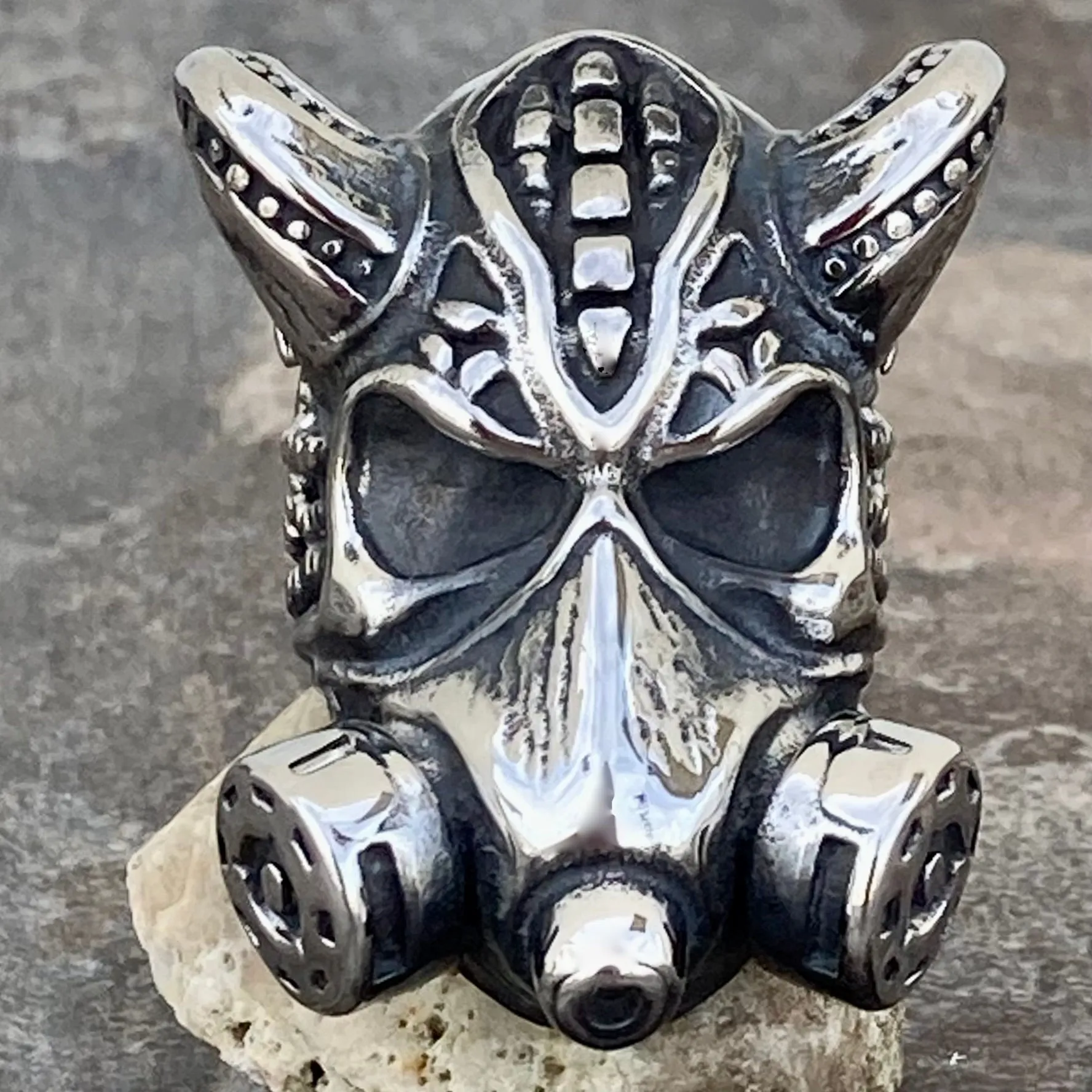 Gas Mask W/Horns - Silver - SLC58 CLEARANCE
